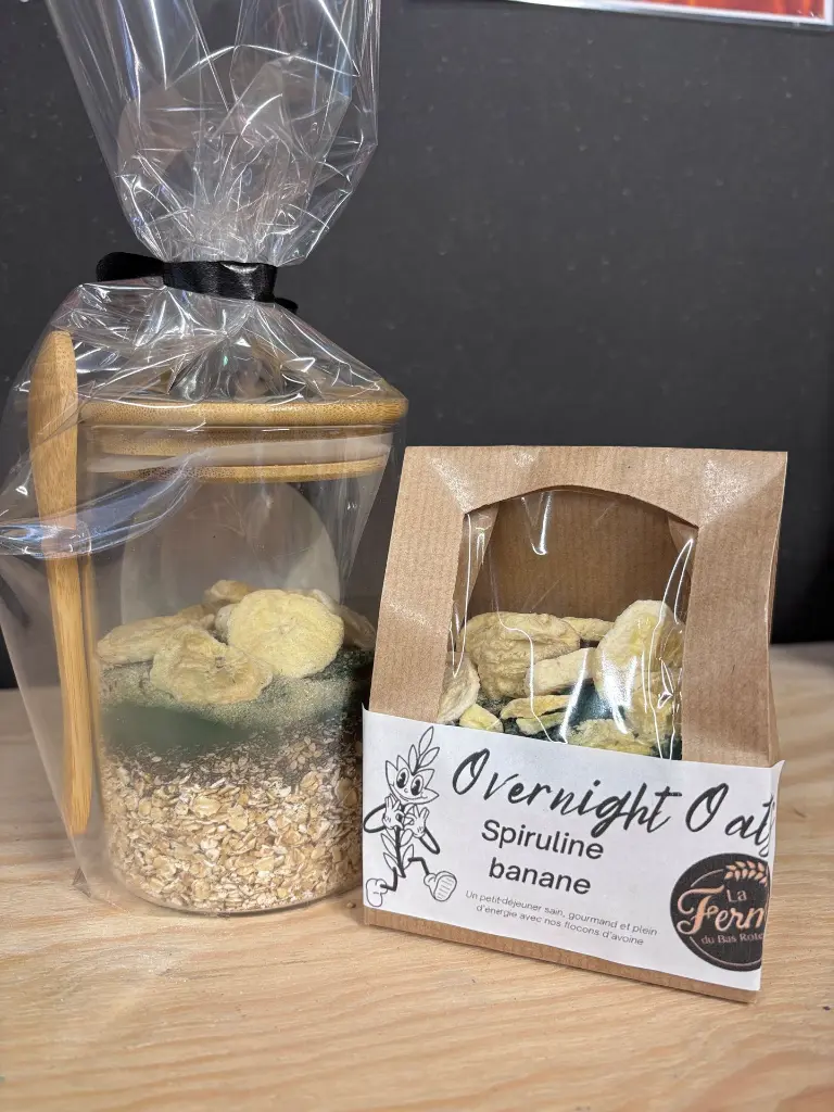 OVERNIGHT OATS SPIRULINE BANANE.webp